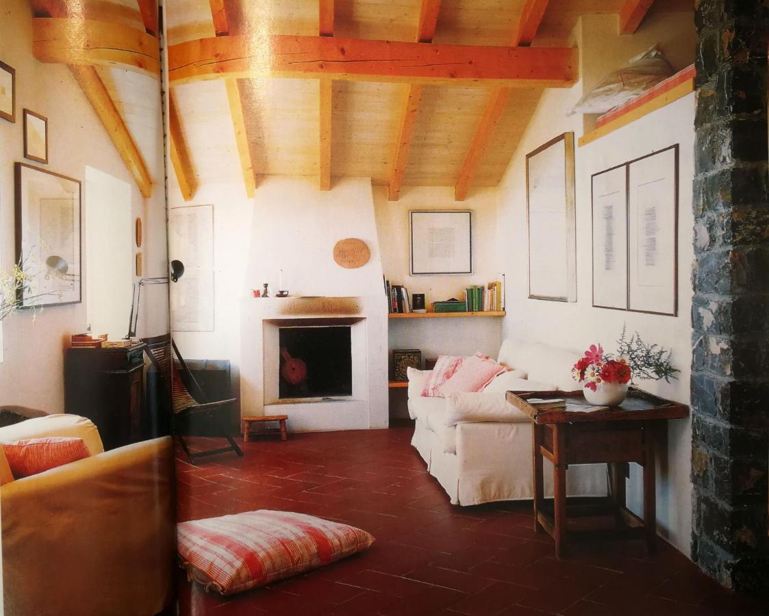 Cottage La Casa Del Pittore Reggimonti ภายนอก รูปภาพ