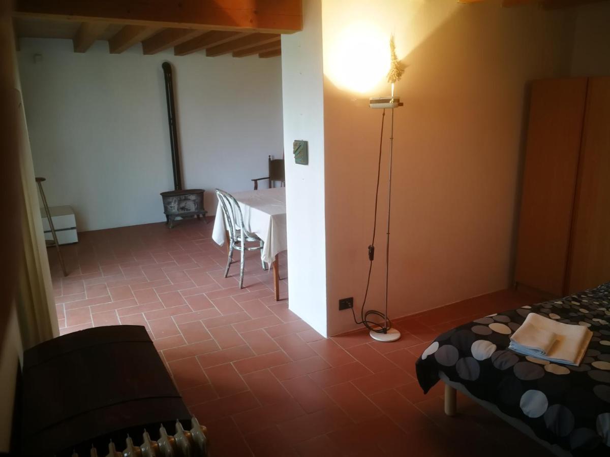 Cottage La Casa Del Pittore Reggimonti ภายนอก รูปภาพ